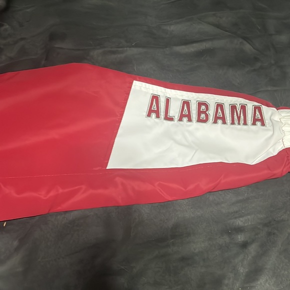 Alabama rain coat. - Picture 2 of 4